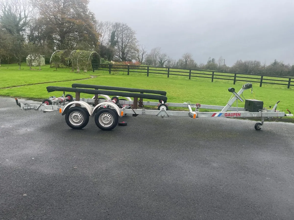 24 ft heavy duty boat trailer - Image 1
