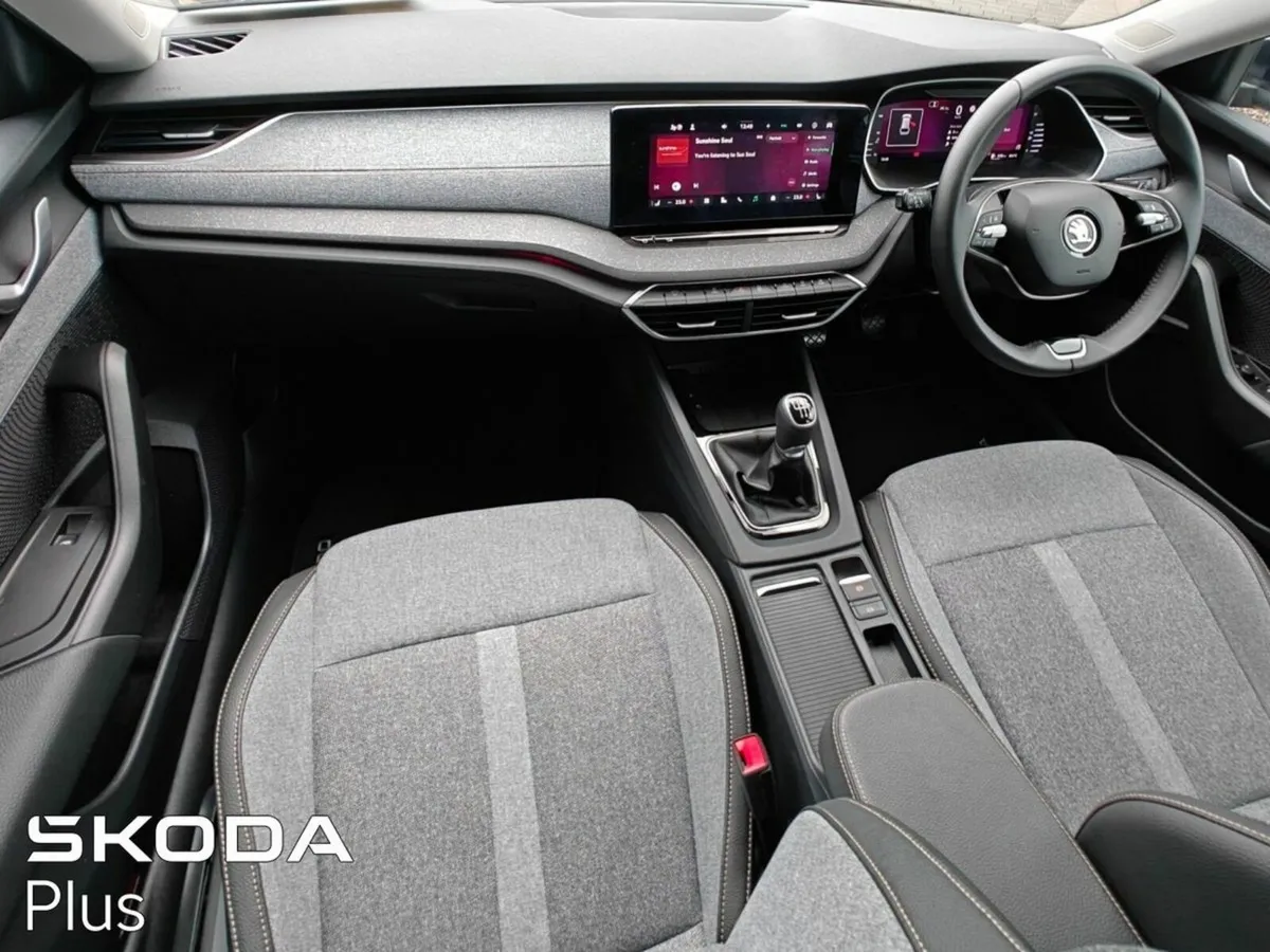 Skoda Octavia (13) Combi Selection Plus 2.0TDI 115 - Image 4