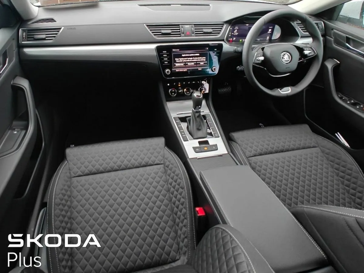 Skoda Superb (48) AUTO Ambition  2.0TD DSG 150HP - Image 4