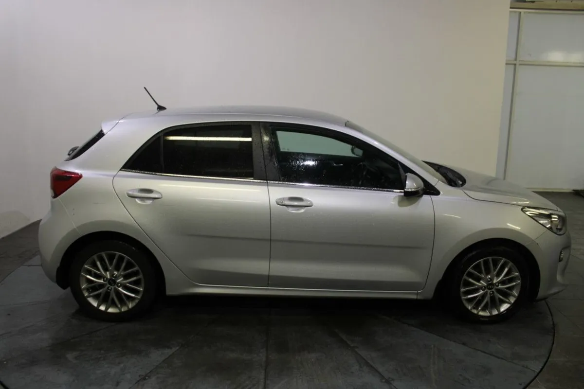 Kia Rio 1.25 EX - Image 4