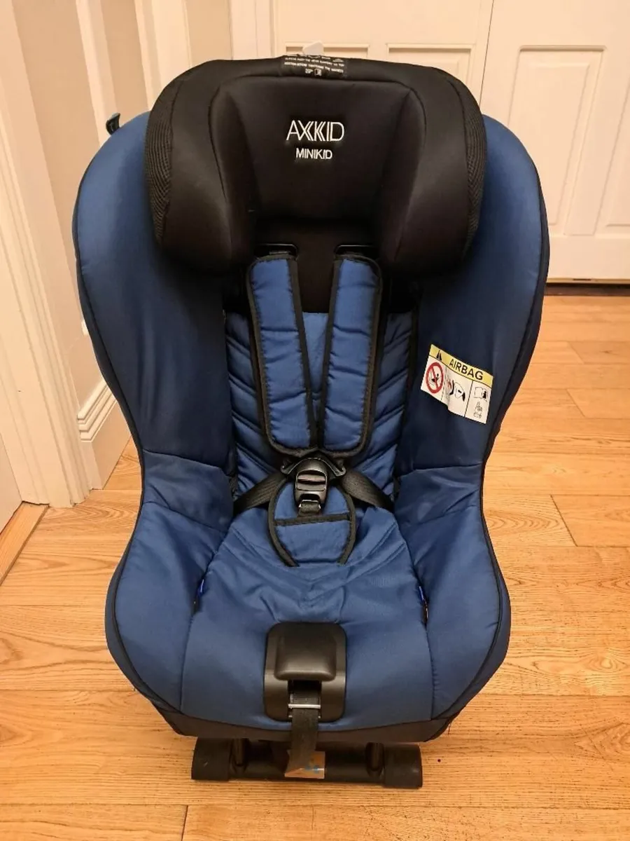 Childs Car Seat - Axkid Minikid 2 - Image 2