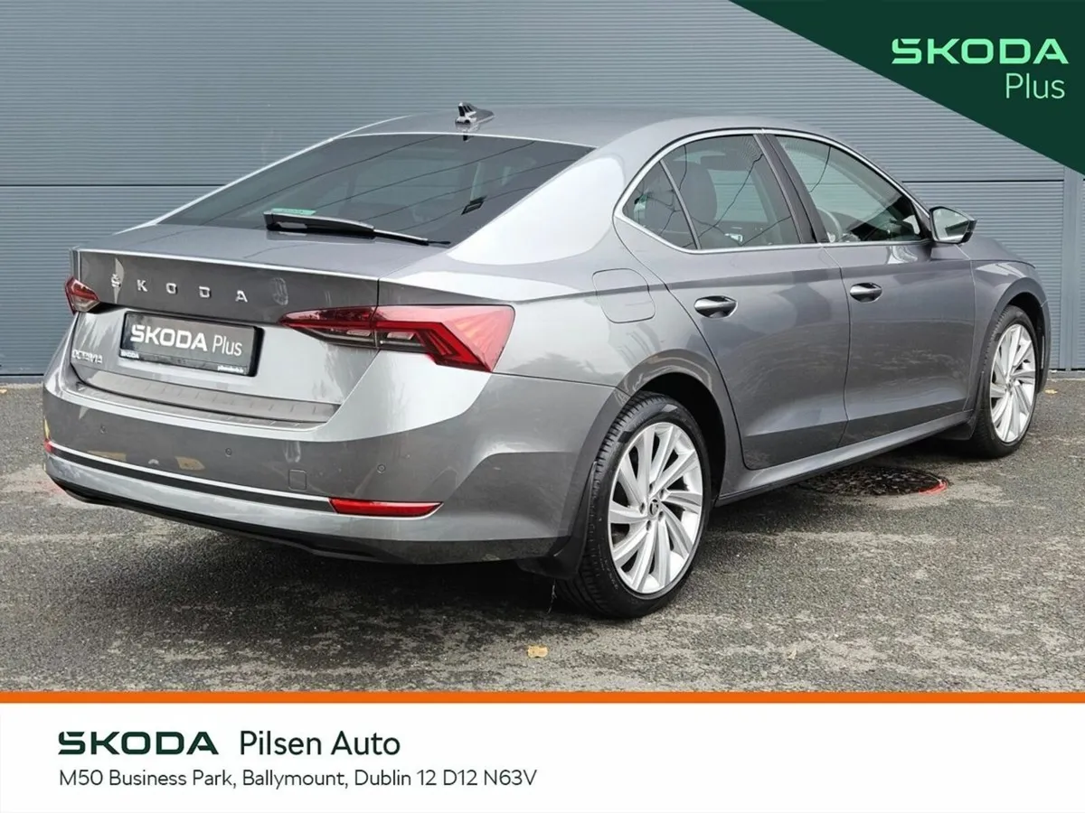 Skoda Octavia (30) Edition 30 2.0TDI 115HP - Image 3