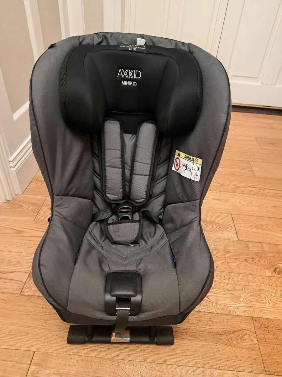 Childs Car Seat - Axkid Minikid 2 - Image 2