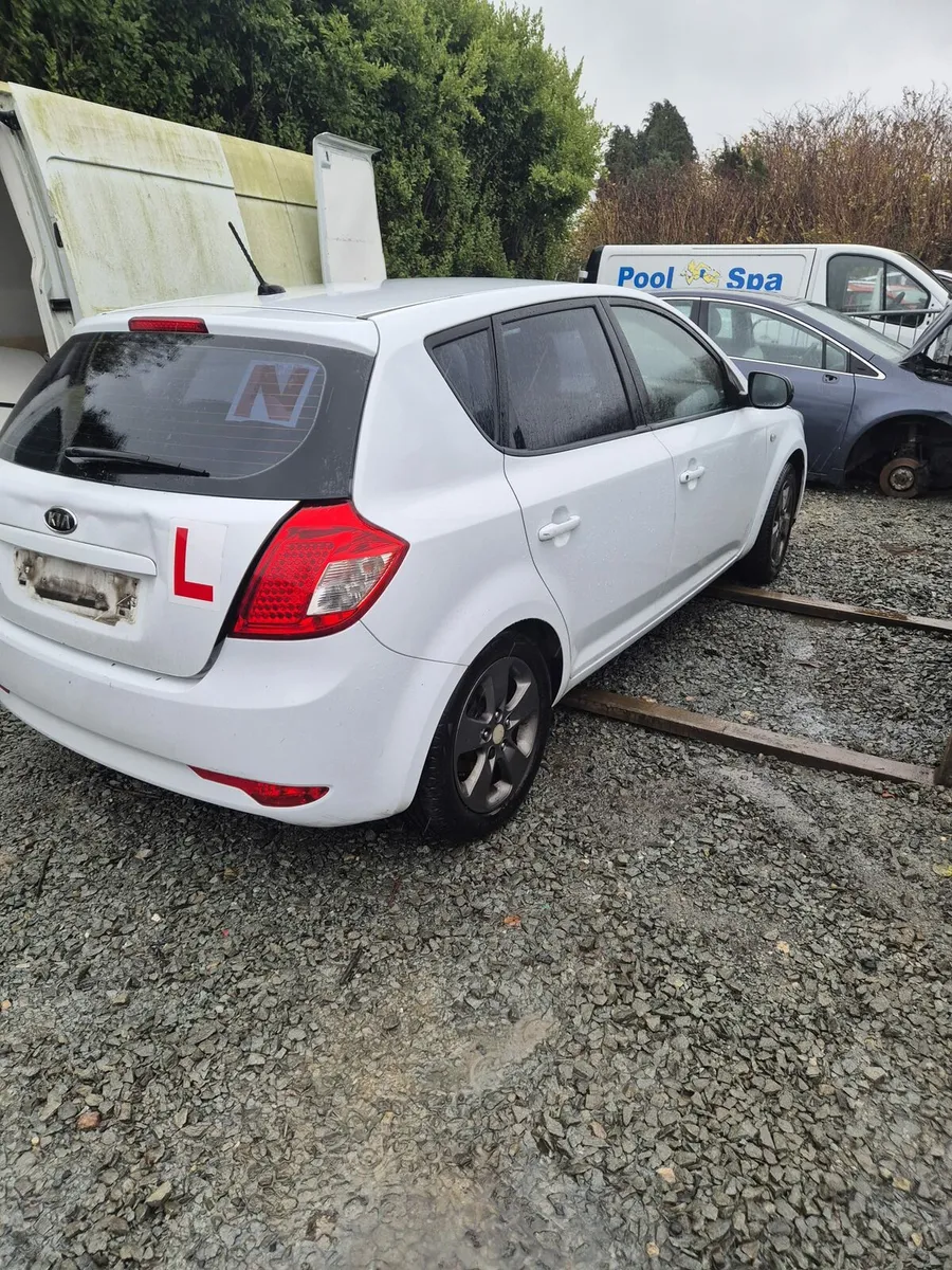 Kia Ceed - Breaking only - Image 3