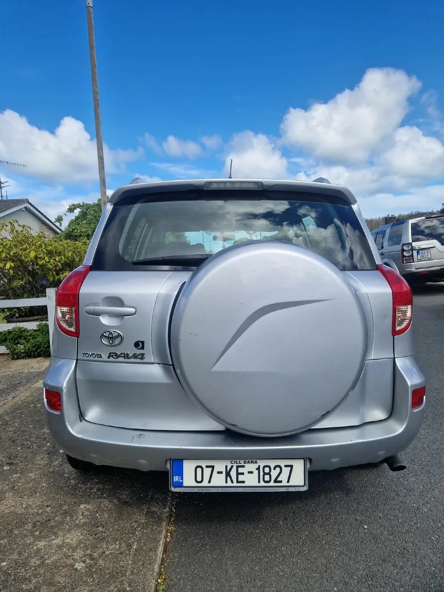 Toyota RAV4 2007 - Image 1