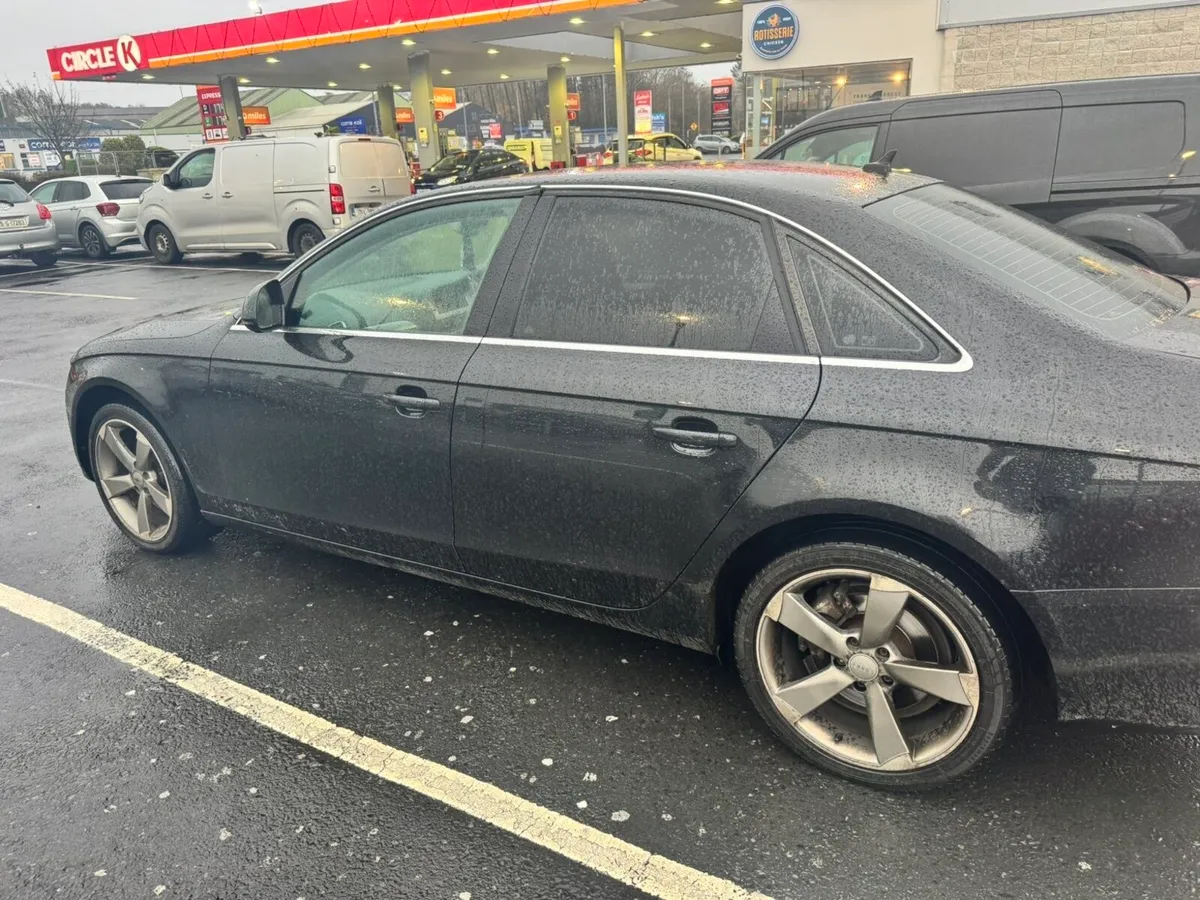 Audi A4 - Image 2