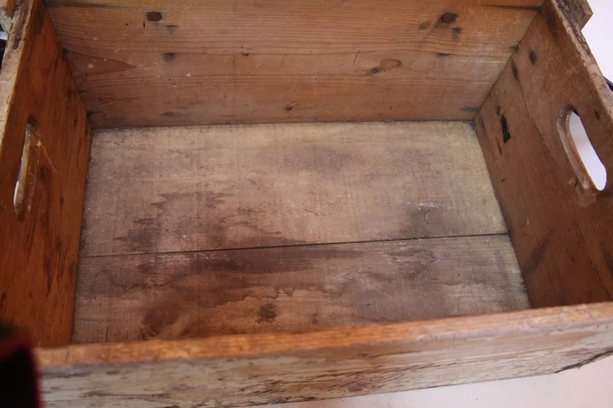 Antique Wooden Crate - Image 4