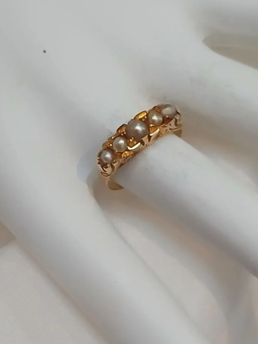 18K Gold and Seed Pearl Ring - Image 1