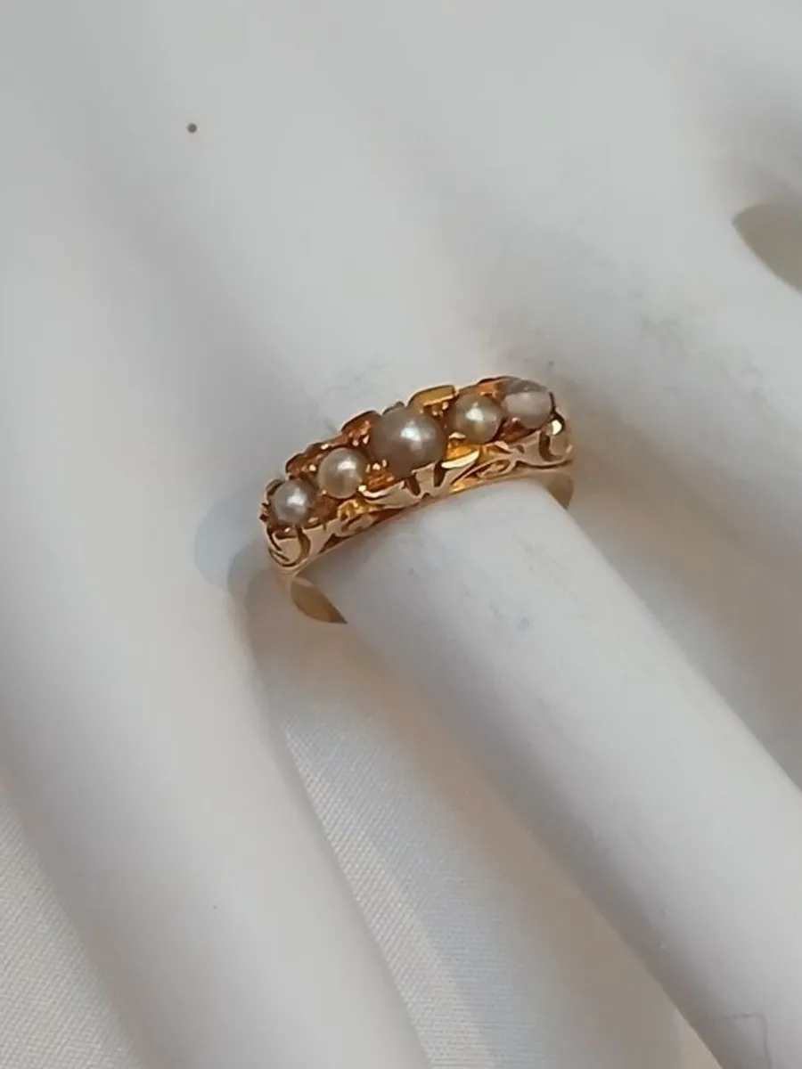 18K Gold and Seed Pearl Ring - Image 2