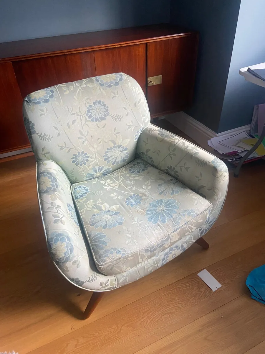Armchair - Image 2