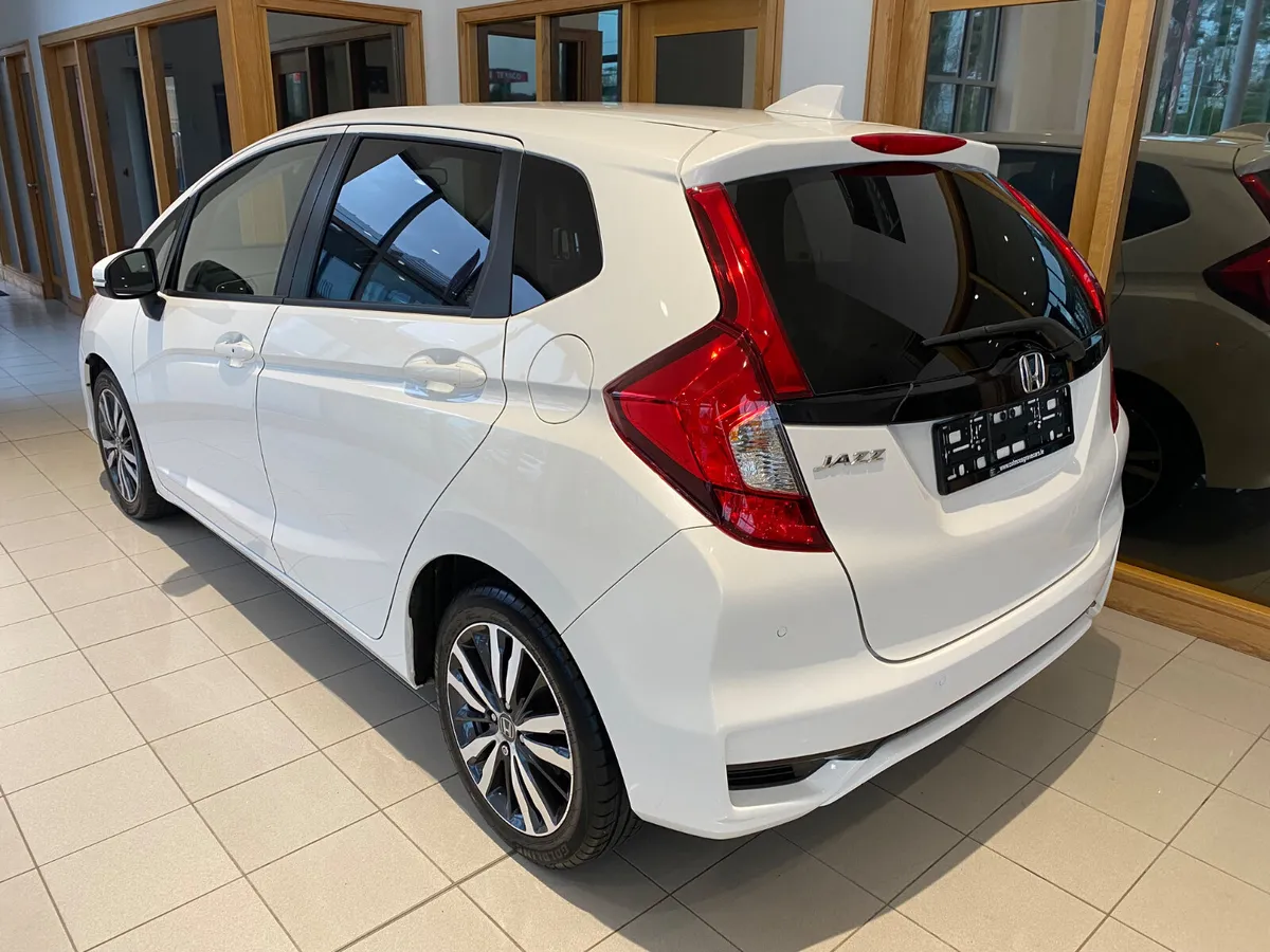 Honda Jazz 2018 EX - Image 4