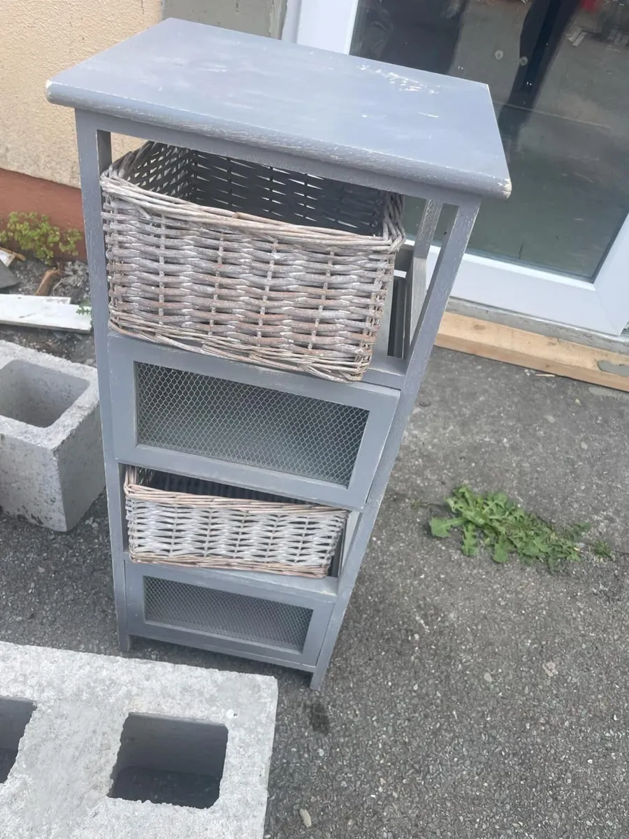 Storage stand - Image 1