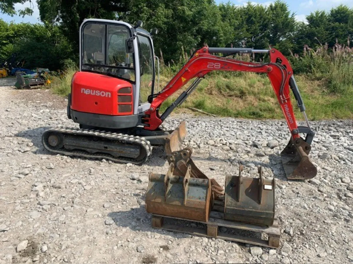 NEUSON 28z3 MINI DIGGER, 2009, 3100 Hours - Image 1