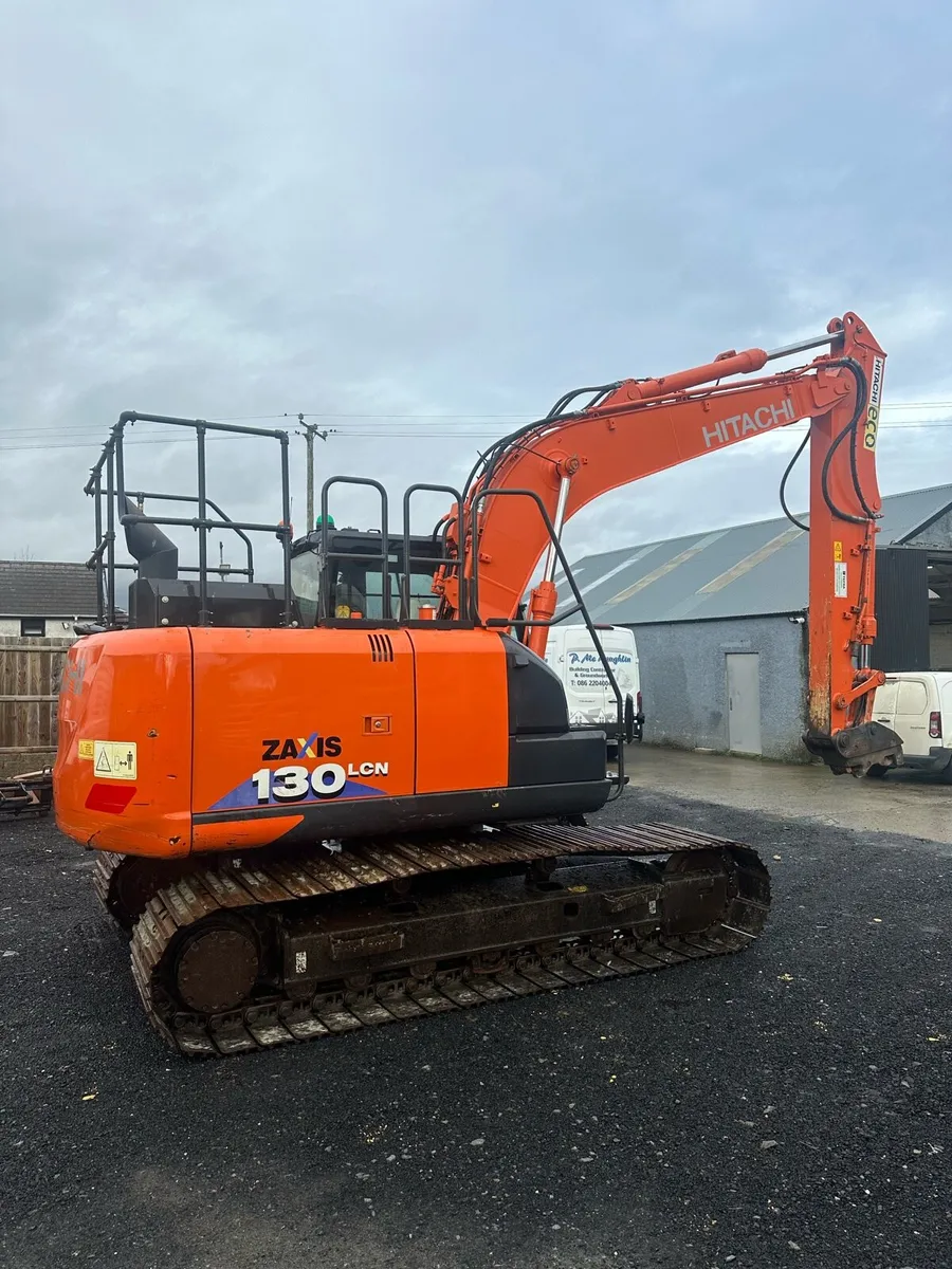 Hitachi 130-6 - Image 3