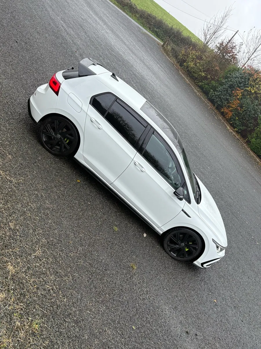 2021 Volkswagen Golf R-Line 2.0TDI *Panroof* - Image 2