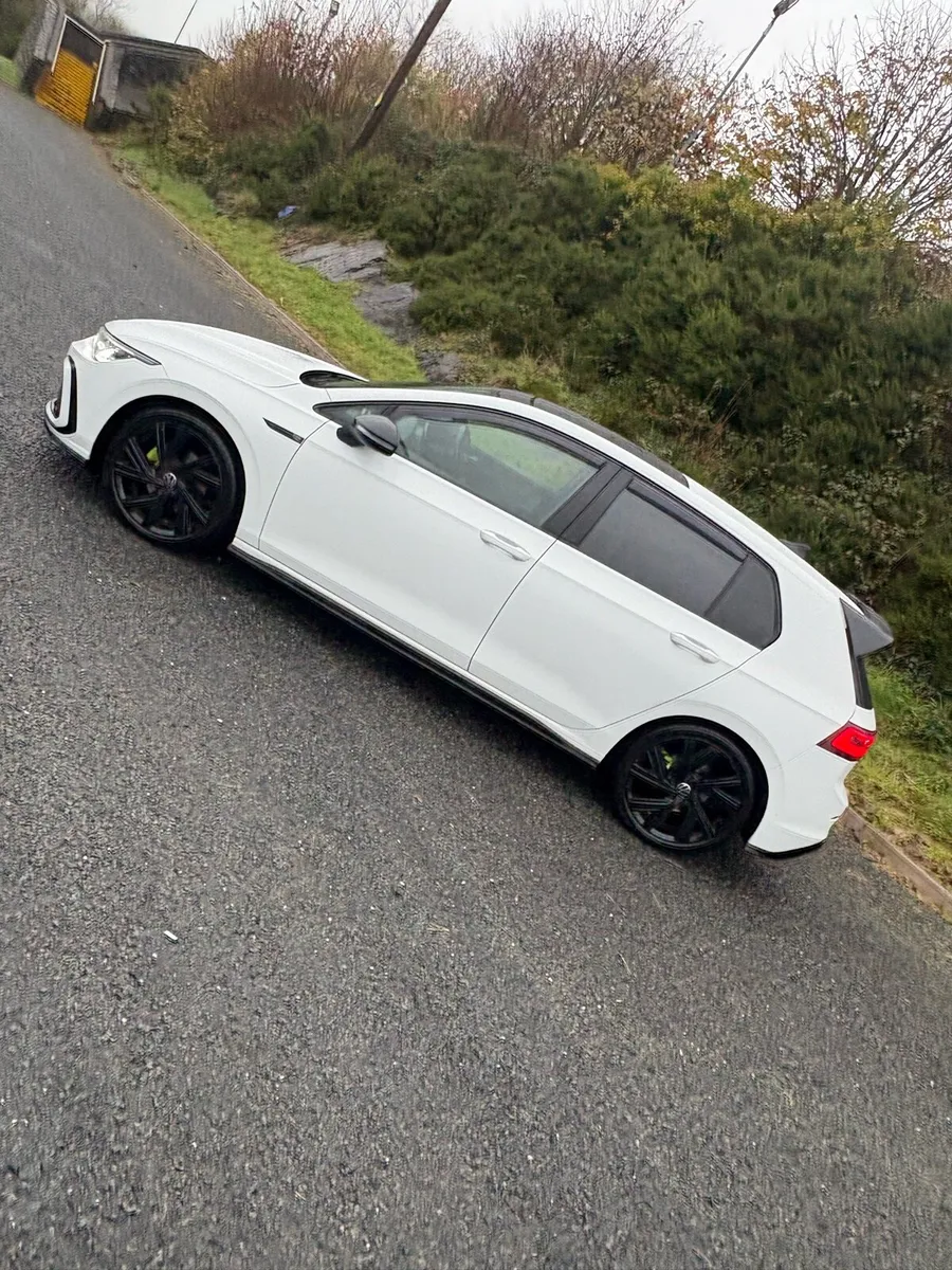 2021 Volkswagen Golf R-Line 2.0TDI *Panroof* - Image 3