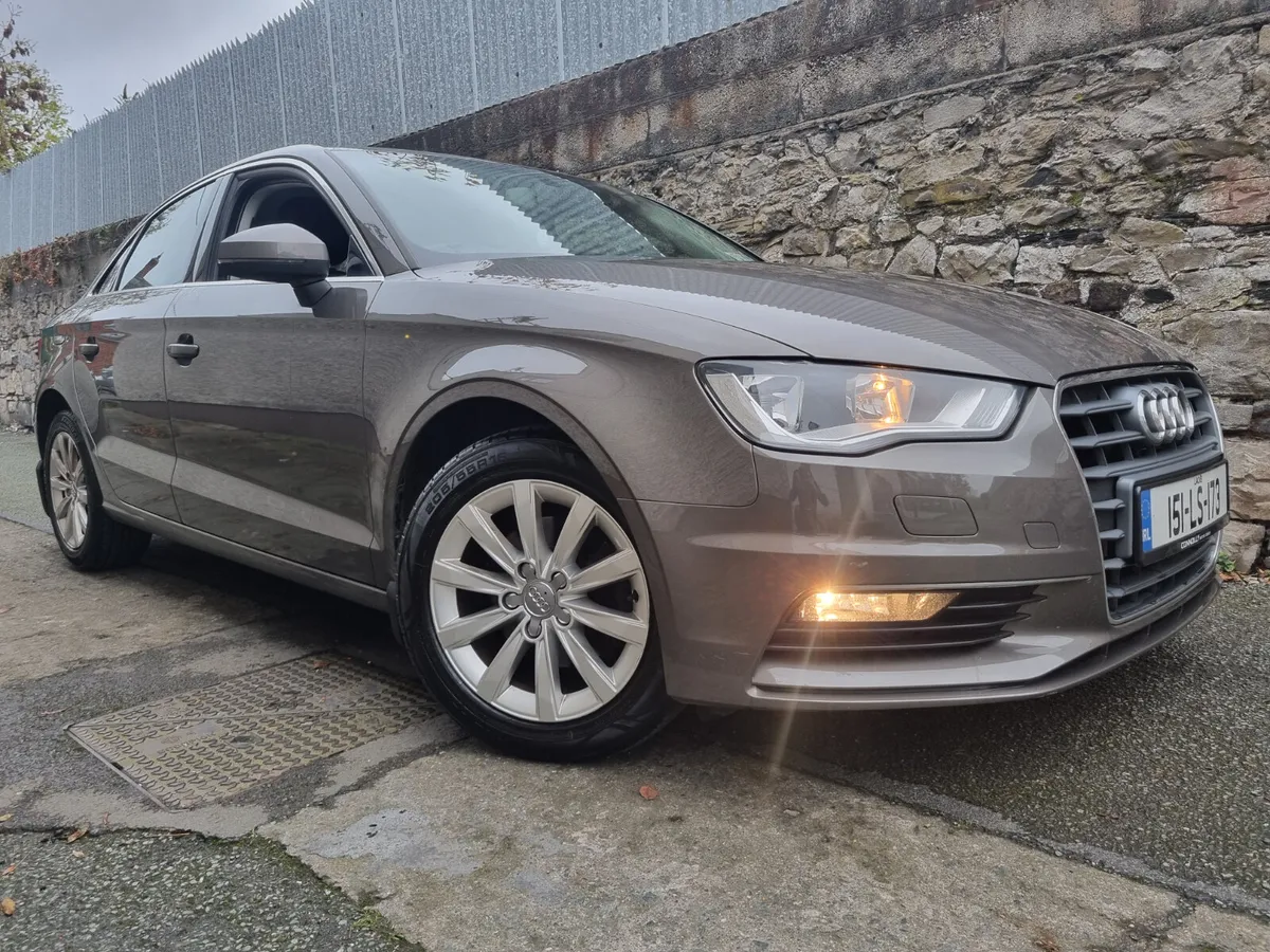 Audi A3 2015 - Image 2
