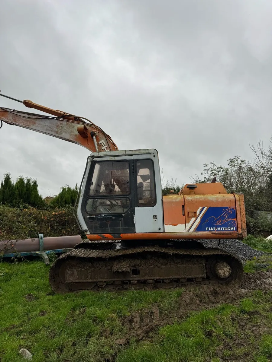 Hitachi digger excavator - Image 1