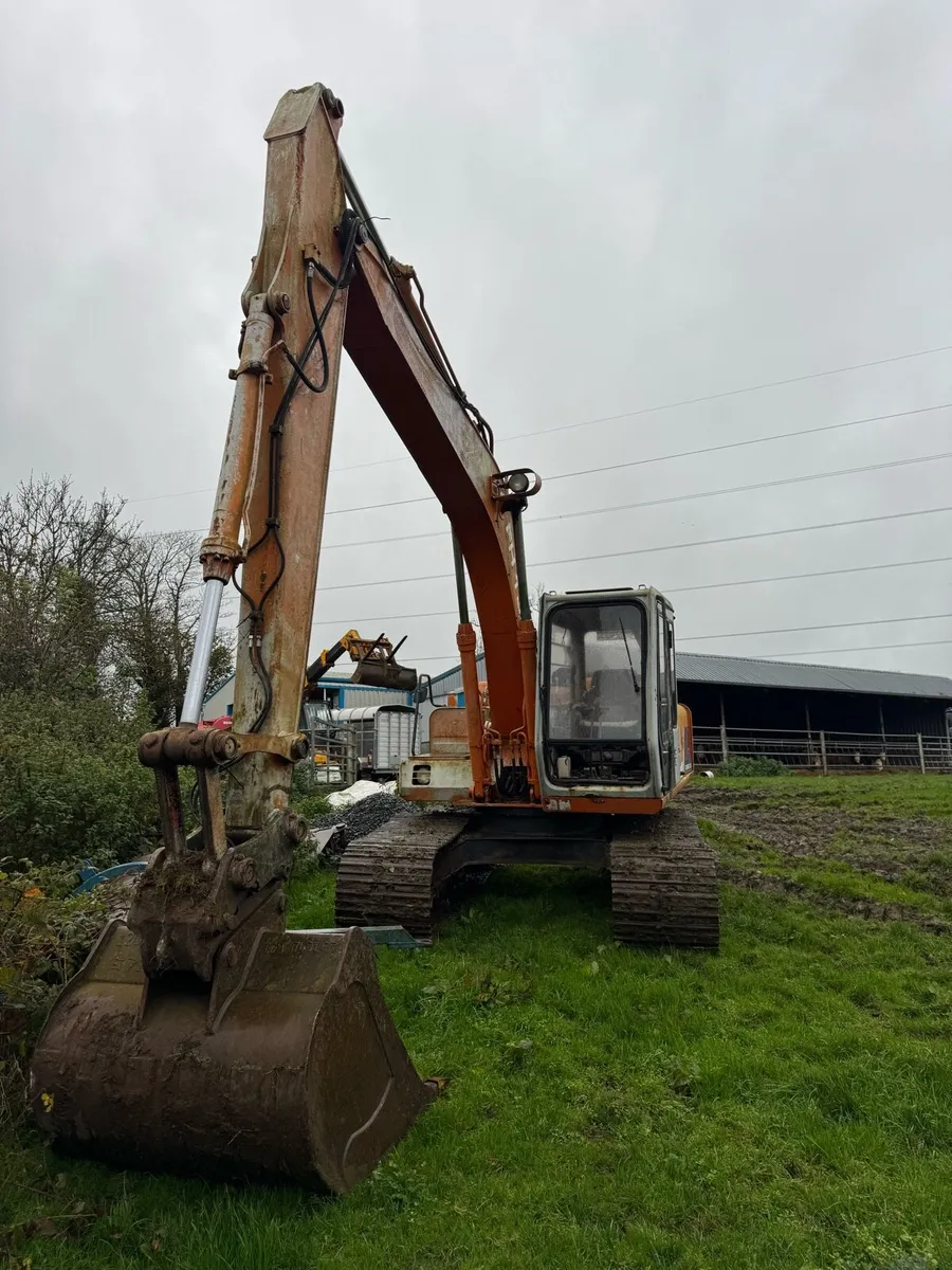 Hitachi digger excavator - Image 2