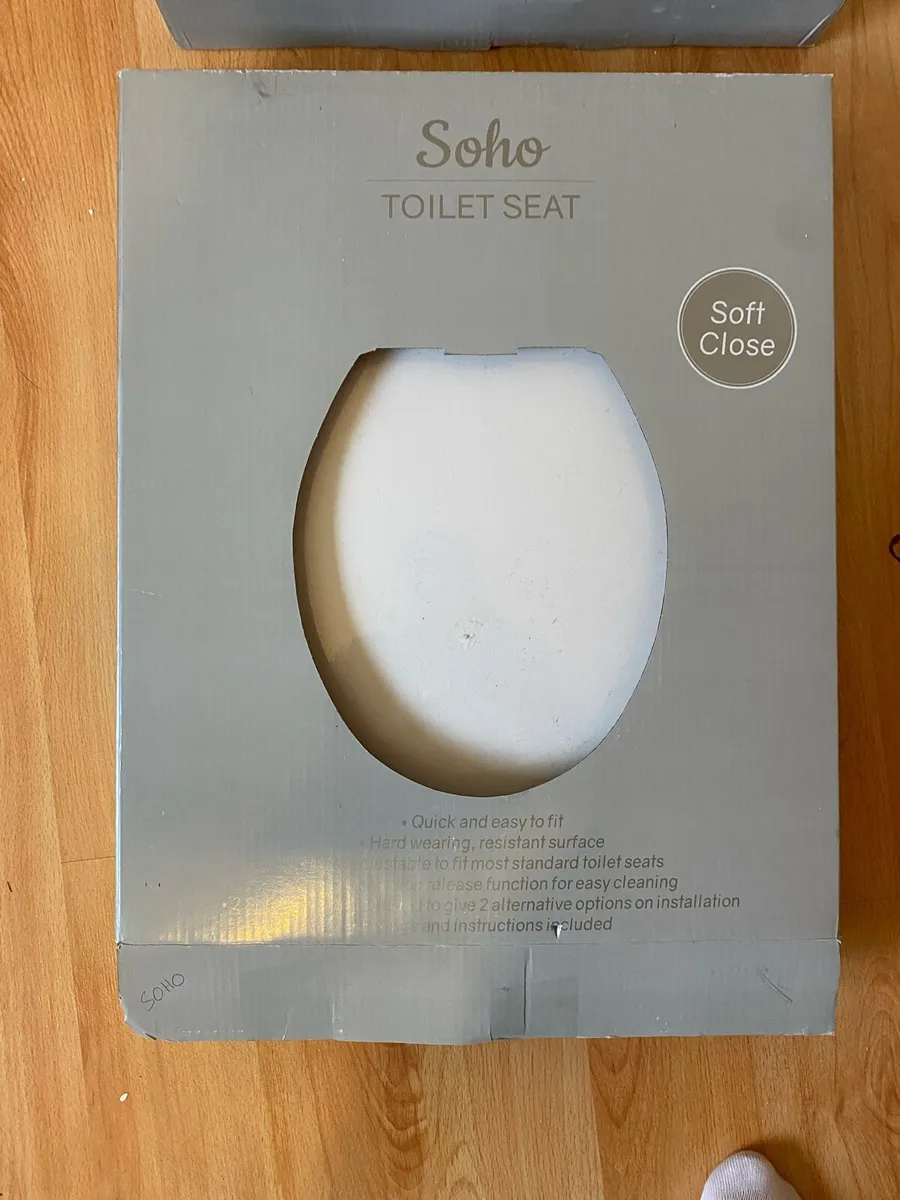 2 x Toilet Seats, Soft Close - Brand New. €15 Each - Image 3
