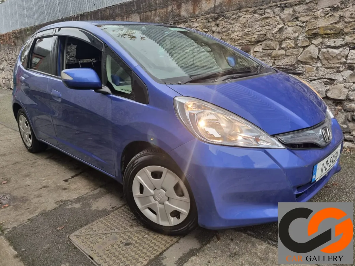 Honda Fit 2011 - Image 1