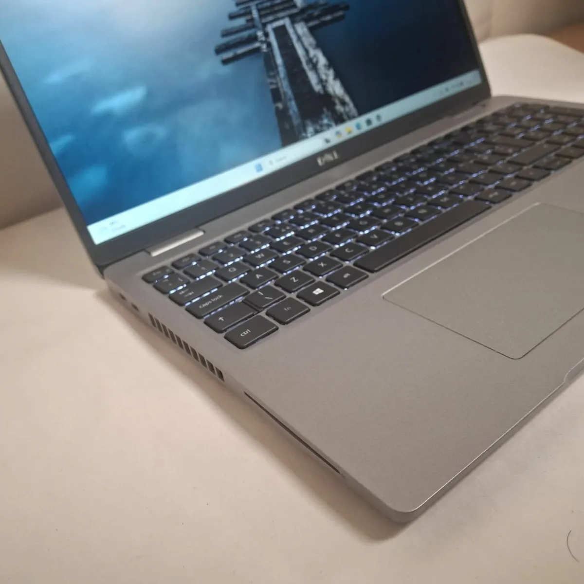 Dell Latitude 5520 i7 11th Gen | 16GB RAM | 256GB - Image 4