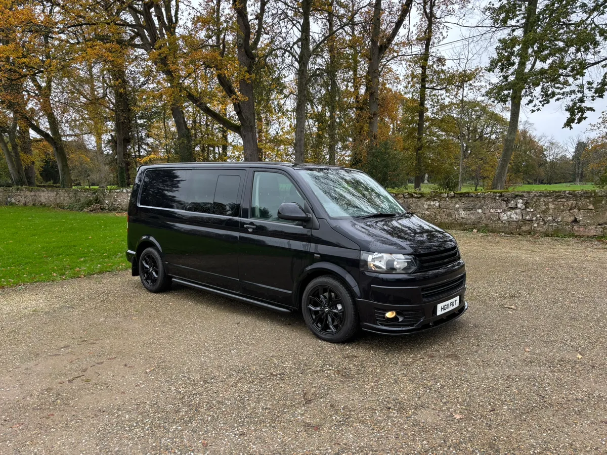 Volkswagen Transporter Crew Cab - Image 1