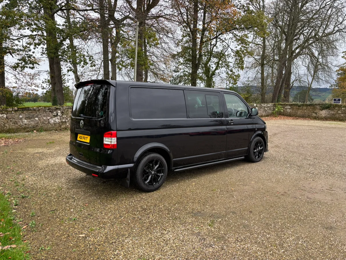 Volkswagen Transporter Crew Cab - Image 3