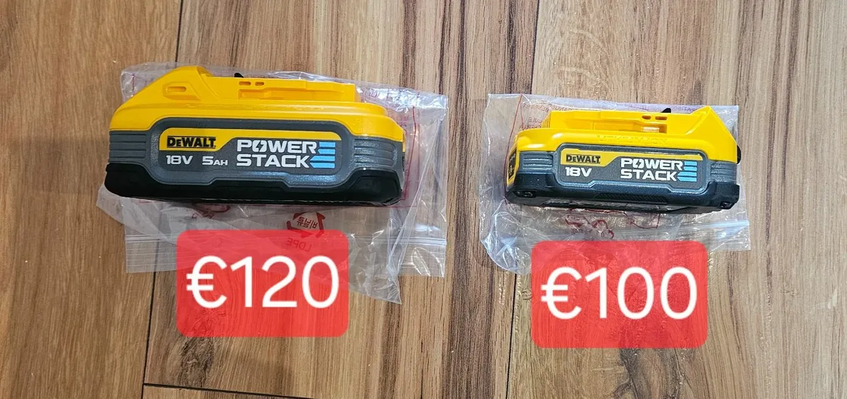 Dewalt powerstack batteries €220