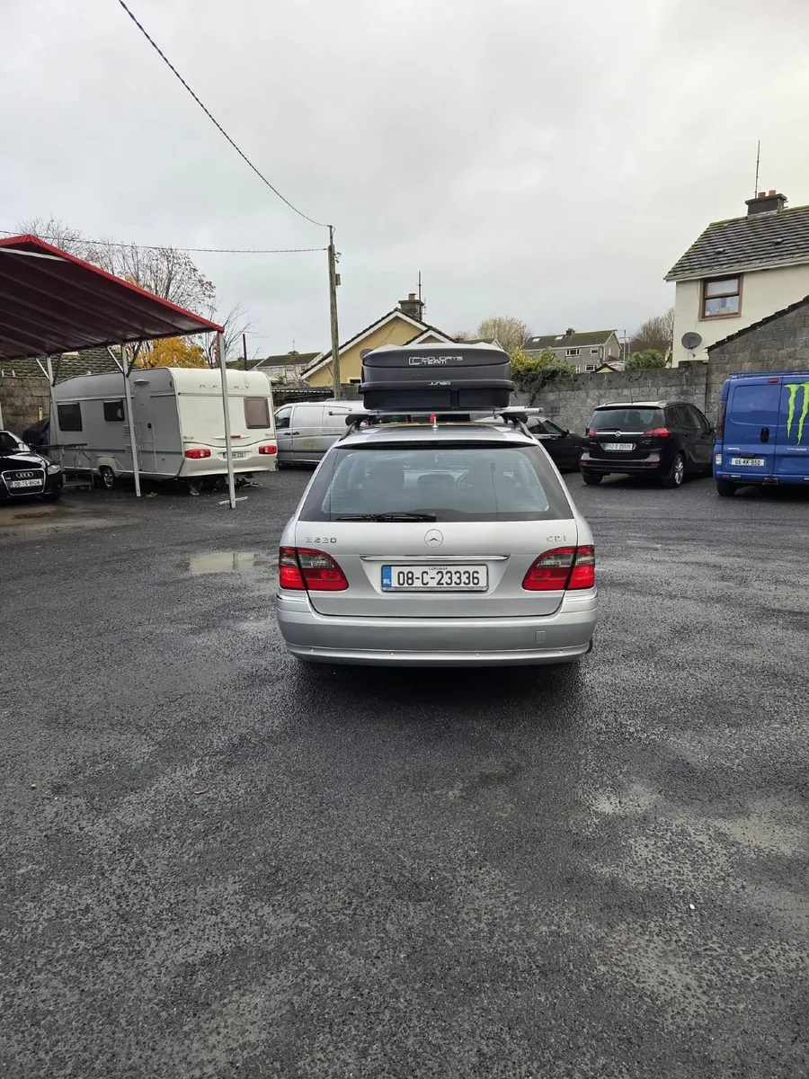 Mercedes-Benz E-Class 2008 7seats NCT - Image 4