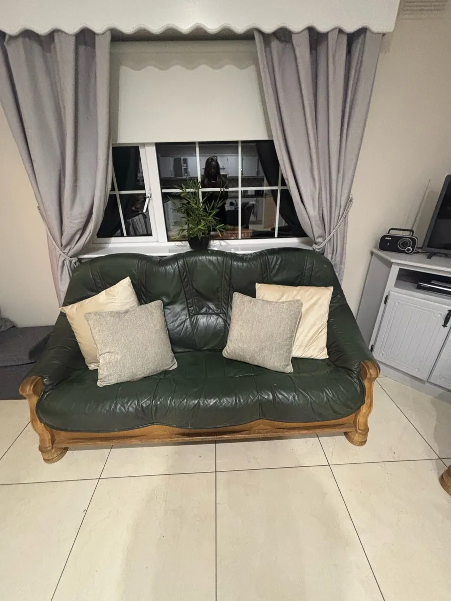 Green leather couch and armchair set - Image 4