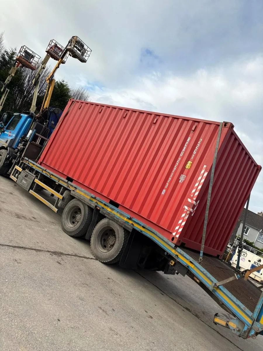 20x8 Storage Container - Like New - Image 2