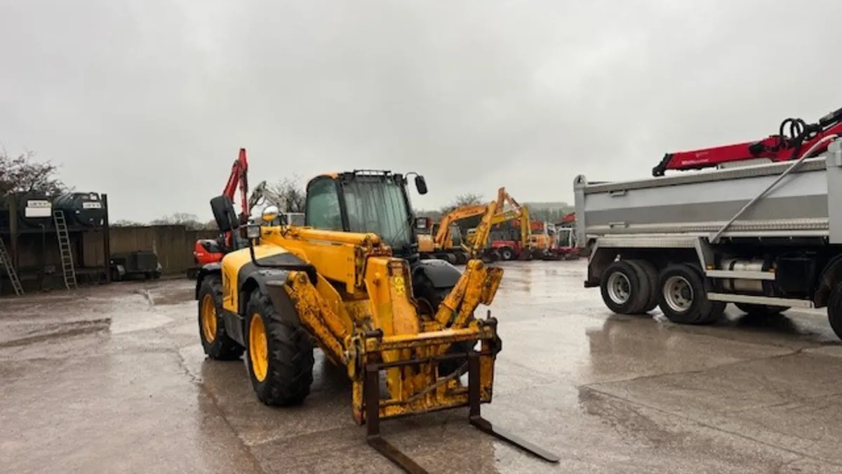 2005 JCB 533 105 - Image 4