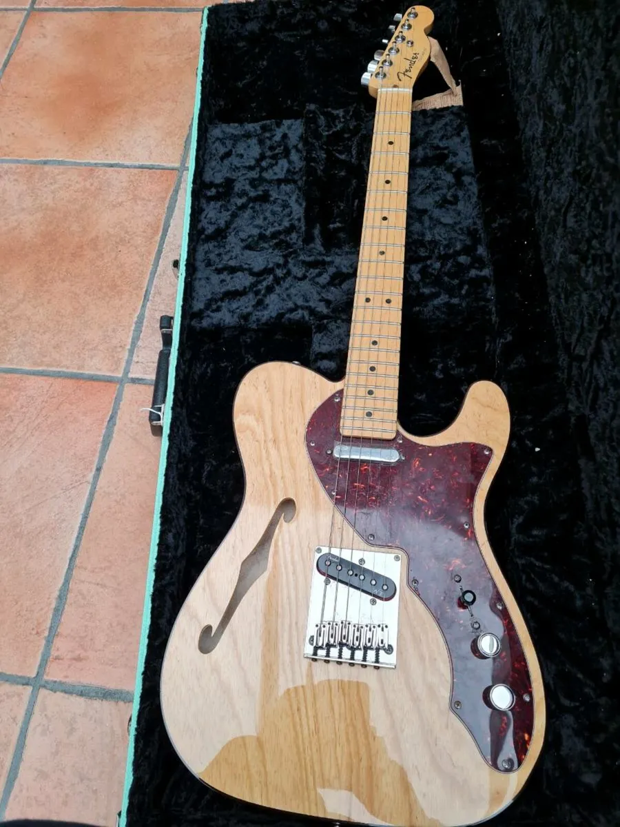 Electric guitar - Image 3