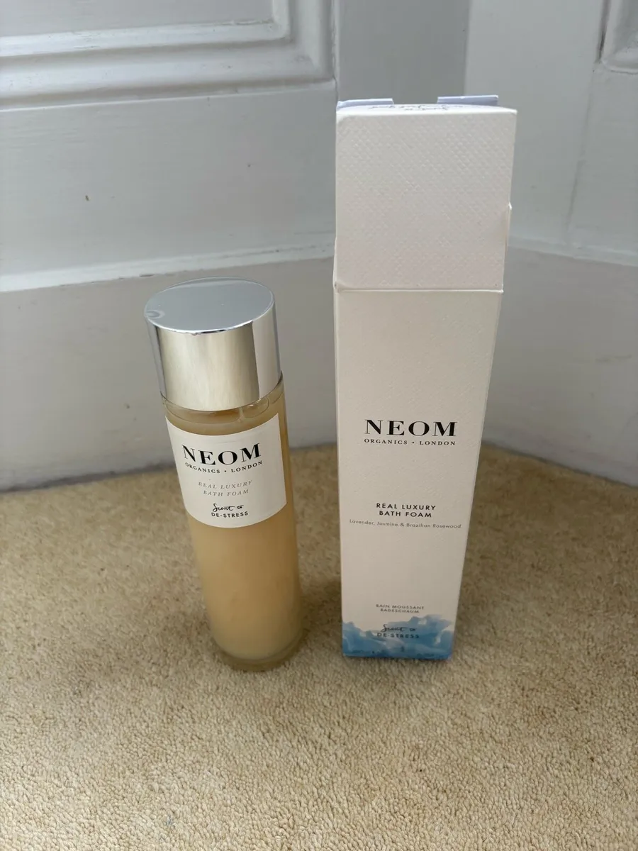 Neom Real Luxury Bath Foam: Scent to de-stress - Image 3