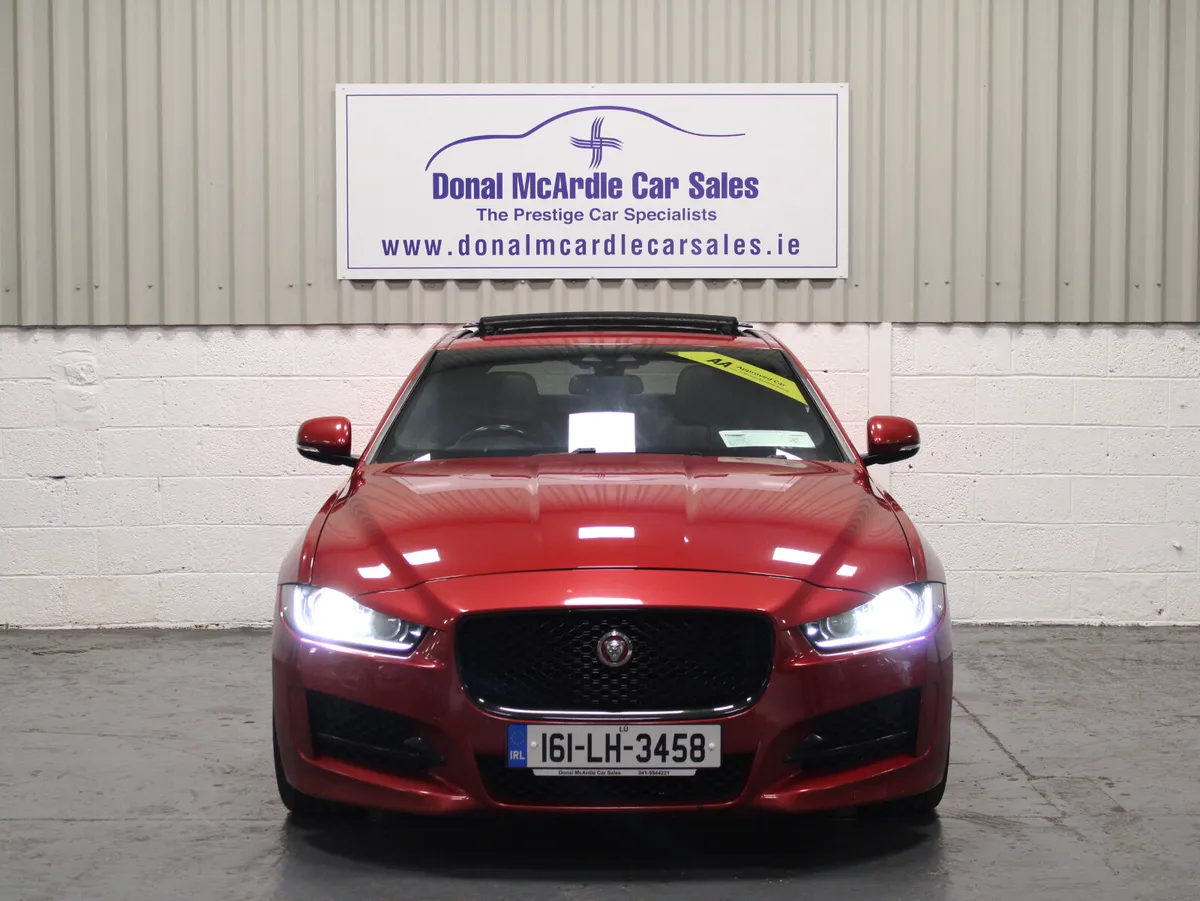 Jaguar XE 2016 - Image 2
