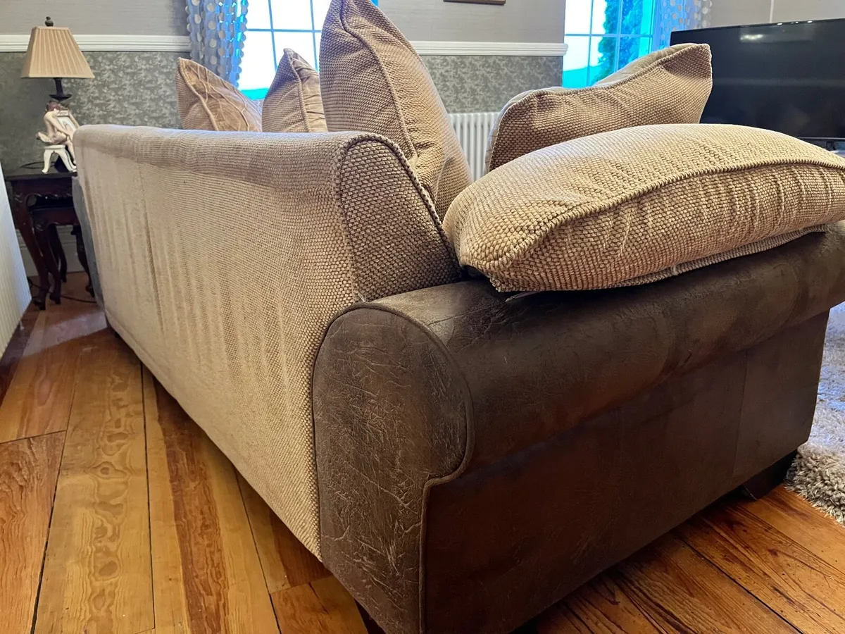 Suite of Furniture - Image 2