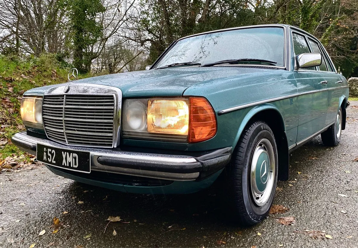 Mercedes Benz 200 - Image 1