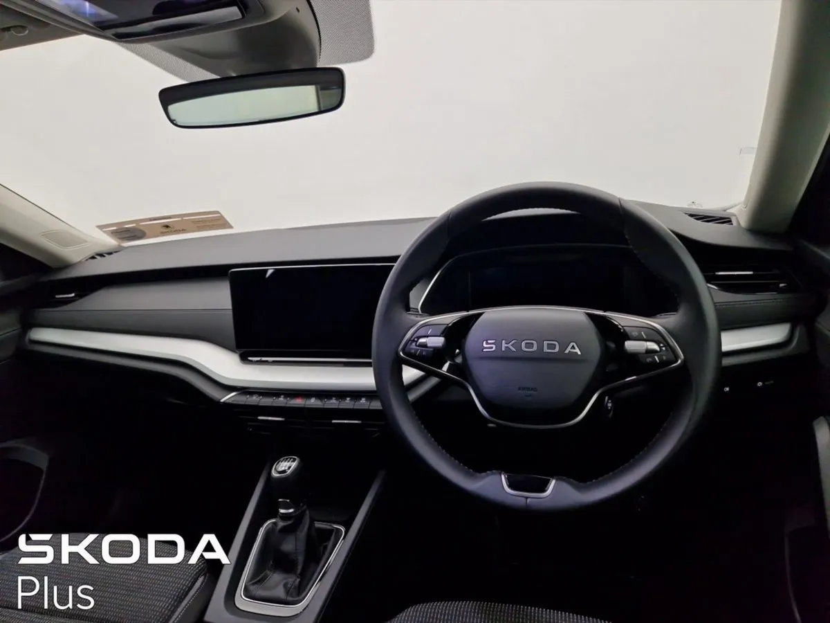 Skoda Octavia Selection 2.0tdi 115HP - Image 4