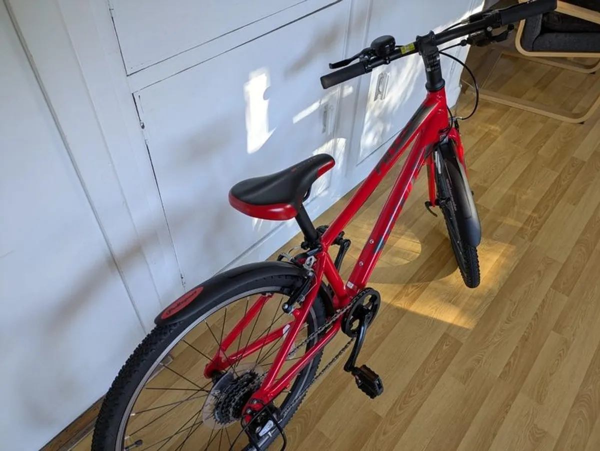 Giant ARX 24 child's bike - Image 3