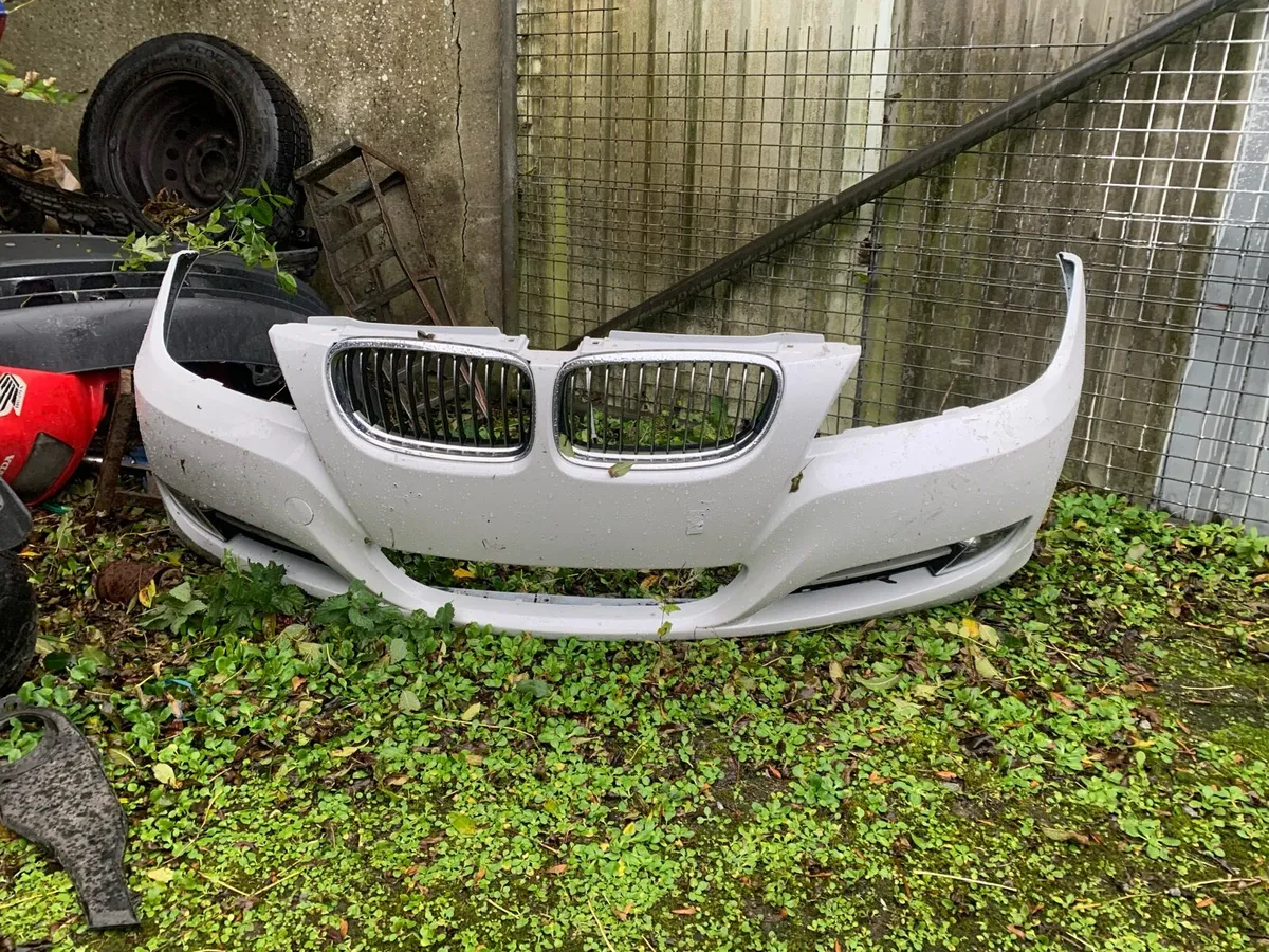 E90 bumper re sprayed