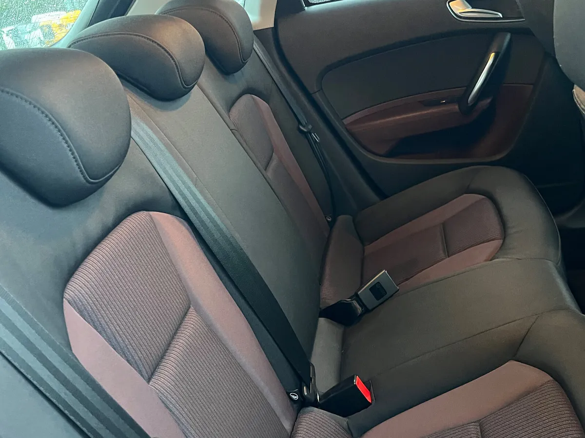 Audi A1 1.0l TFSI Auto - Image 3