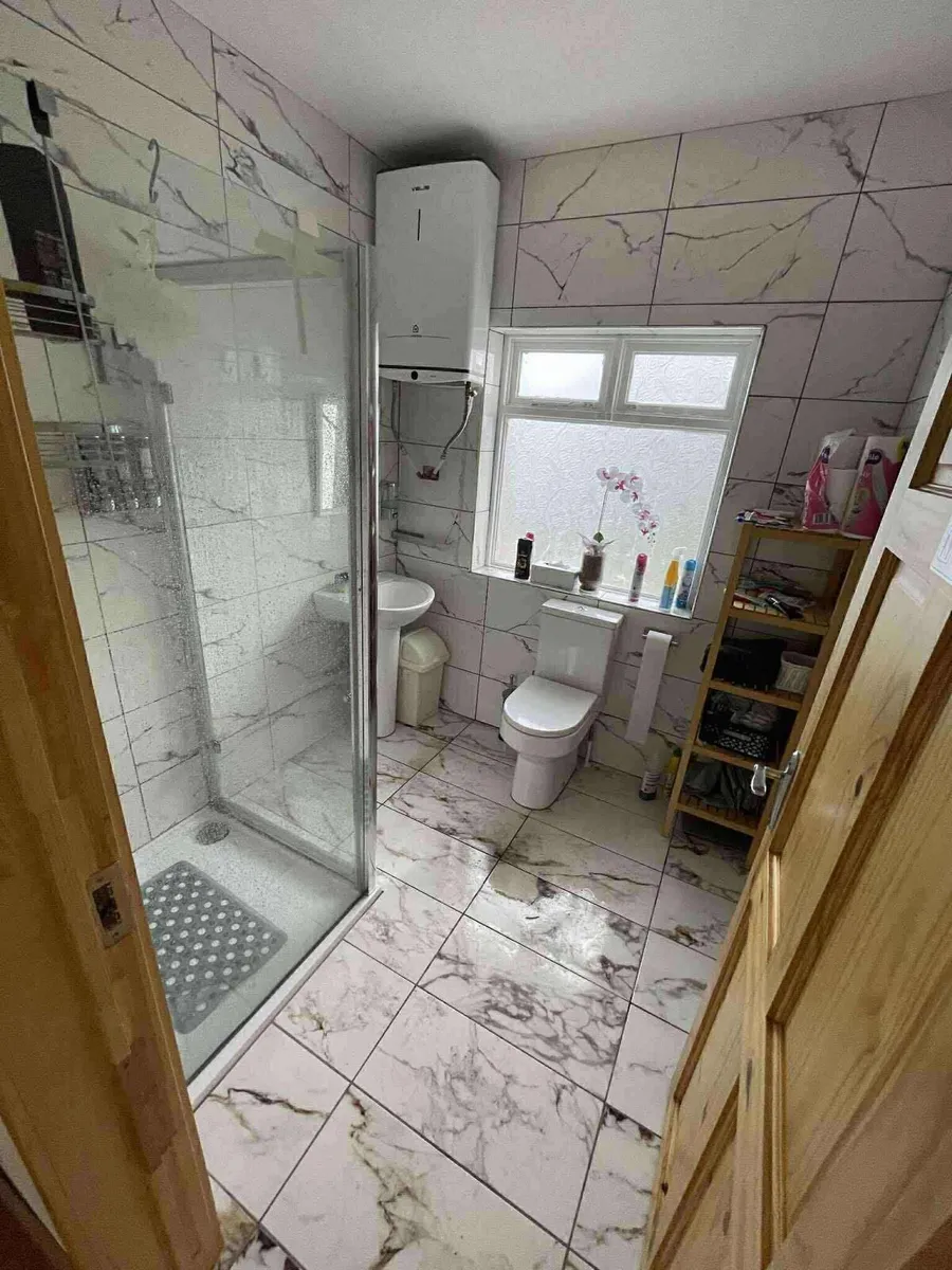 Room or house to rent short Or long term - Image 3