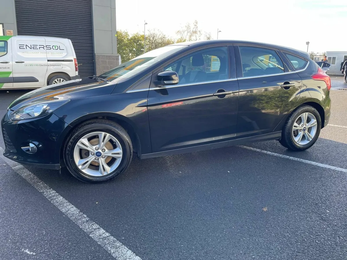 Ford Focus 2014 1.6L Manual - Image 2
