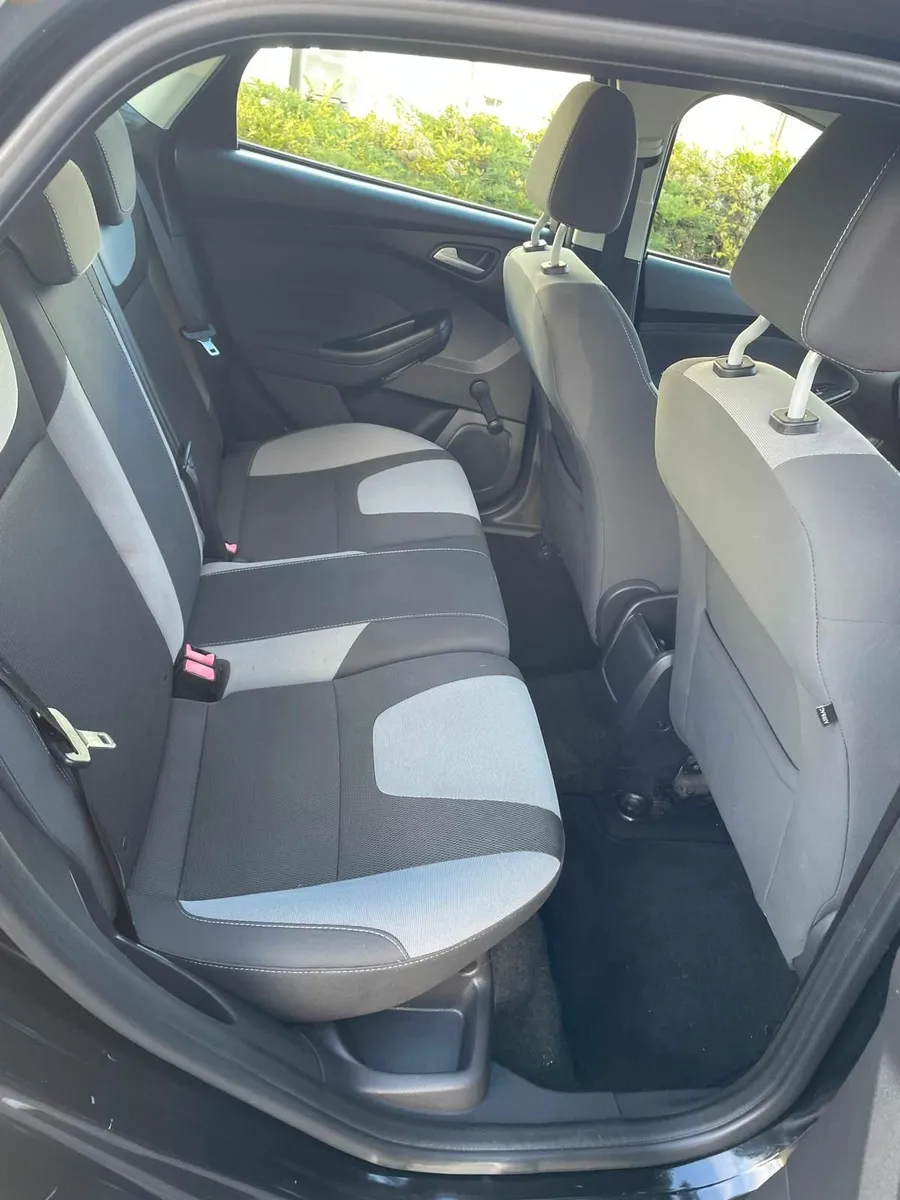 Ford Focus 2014 1.6L Manual - Image 3