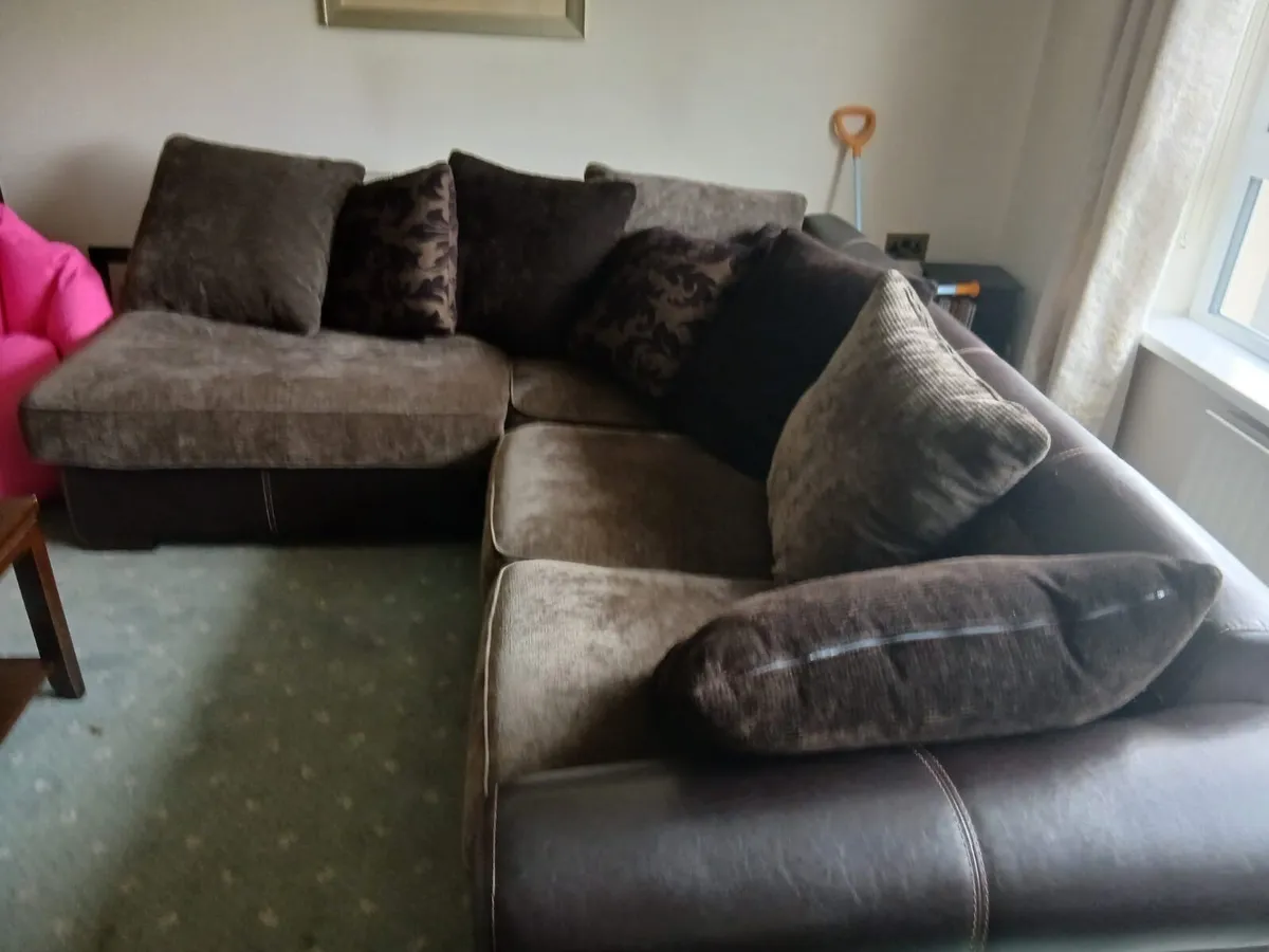 L shaped corner sofa and armchair - Image 1