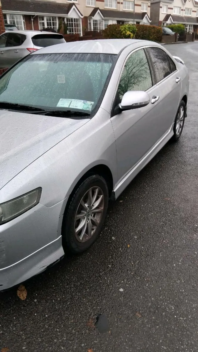 Honda Accord 2005 - Image 2