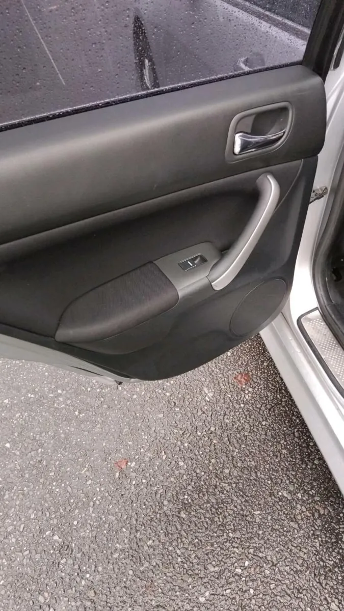 Honda Accord 2005 - Image 4