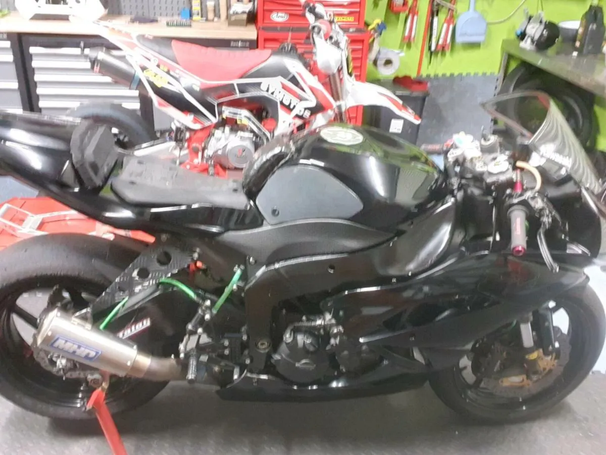 Zx6r  Race /track bike - Image 1