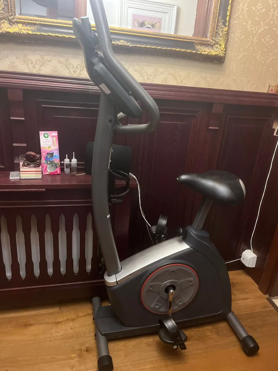 Exercise bike - Image 1